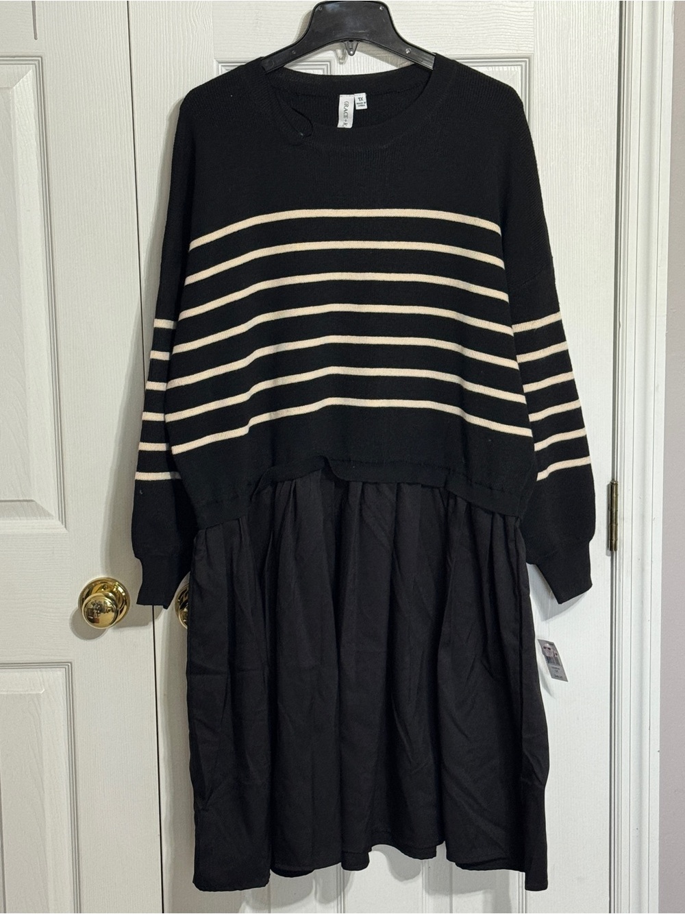 Grace + Karma Black Knit Sweater (1X) with Cream Label Detail
